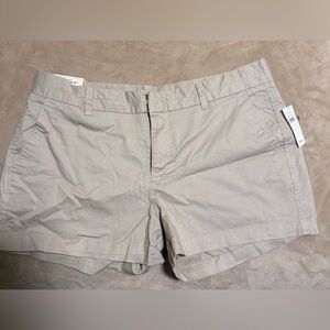 GAP Women's Classic Khakhi Tan Shorts